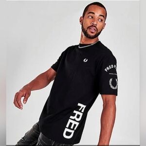 271. Fred Perry Bold Branding T-Shirt